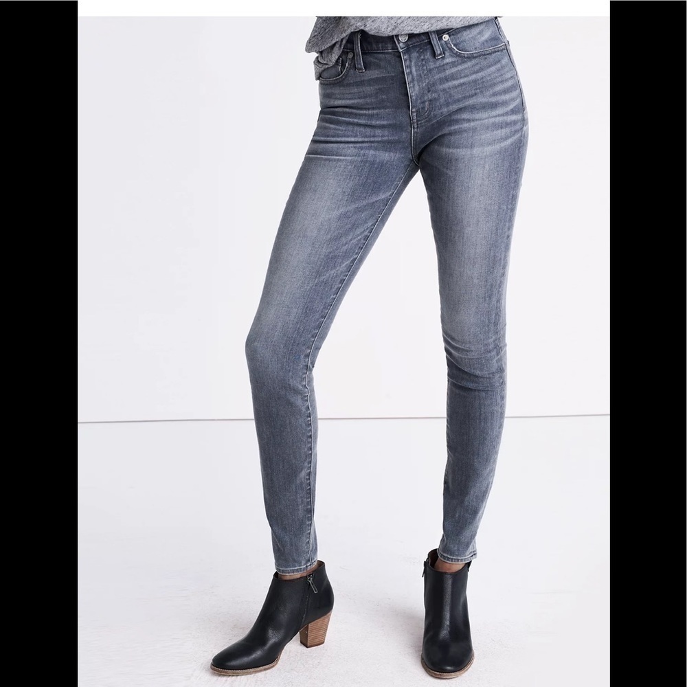 Madewell 9" High-Rise Skinny Jeans in Shaw Wash Size 24